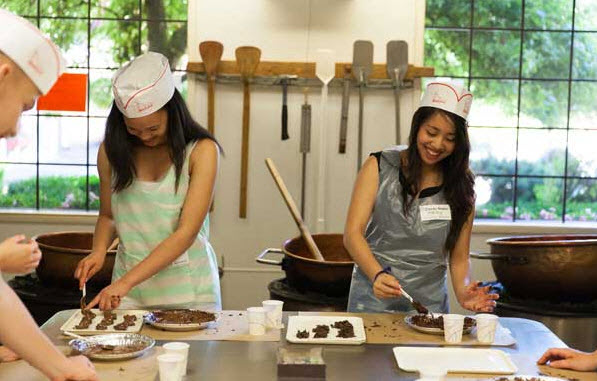food-drink-cookery-classes-chocolate-making